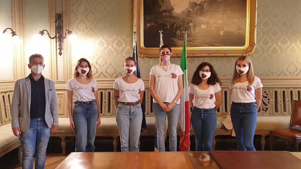 Sindaco Appendino incontra le ragazze di Break The Silence: contro machismo e maschilismo