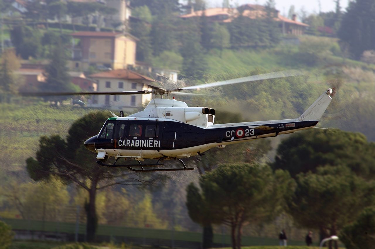 Omicidio a Volvera: uccide l’ex moglie a colpi di pistola, fugge ma poi si presenta in Caserma