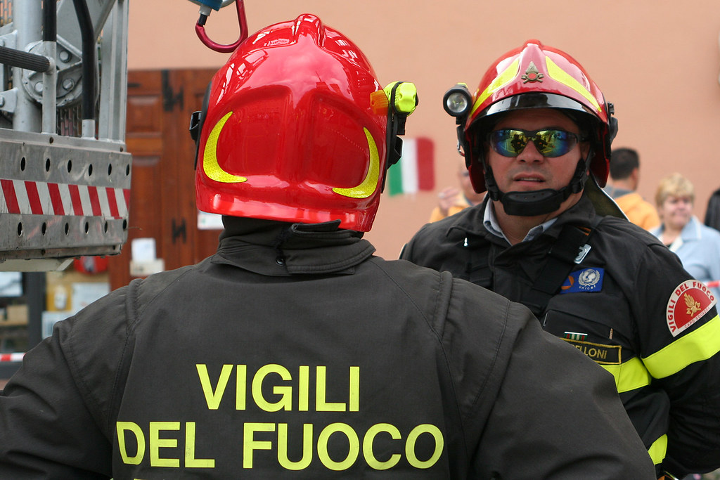 Crolla il tetto, coppia di Torino costretta a lasciare la casa