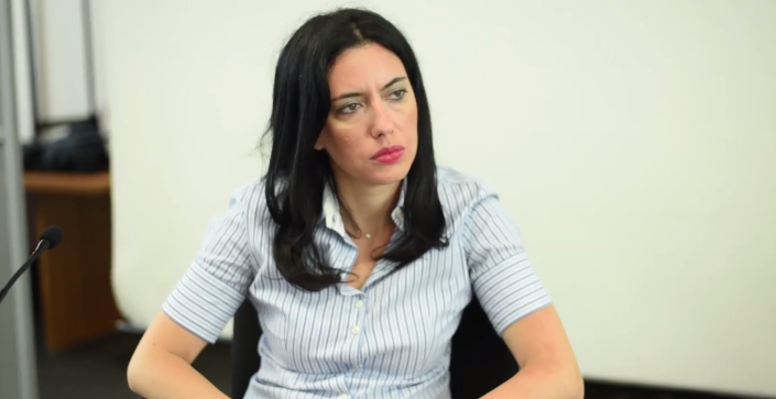 Ministra Azzolina a Torino: “La scuola riparte il 14 settembre”. Sindaca Appendino ringrazia