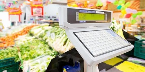 Frutta salvata dagli investimenti degli agricoltori, ma i prezzi offerti dai grossisti non ripagano nemmeno le spese
