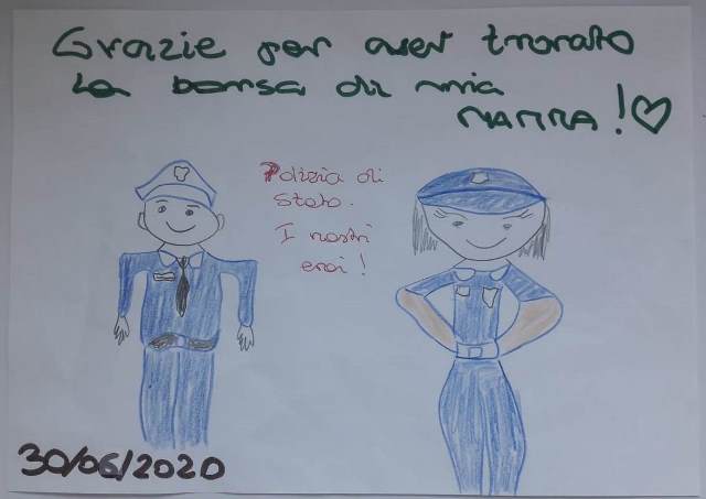 Ritrovano e restituiscono uno zaino con dentro 1600 euro