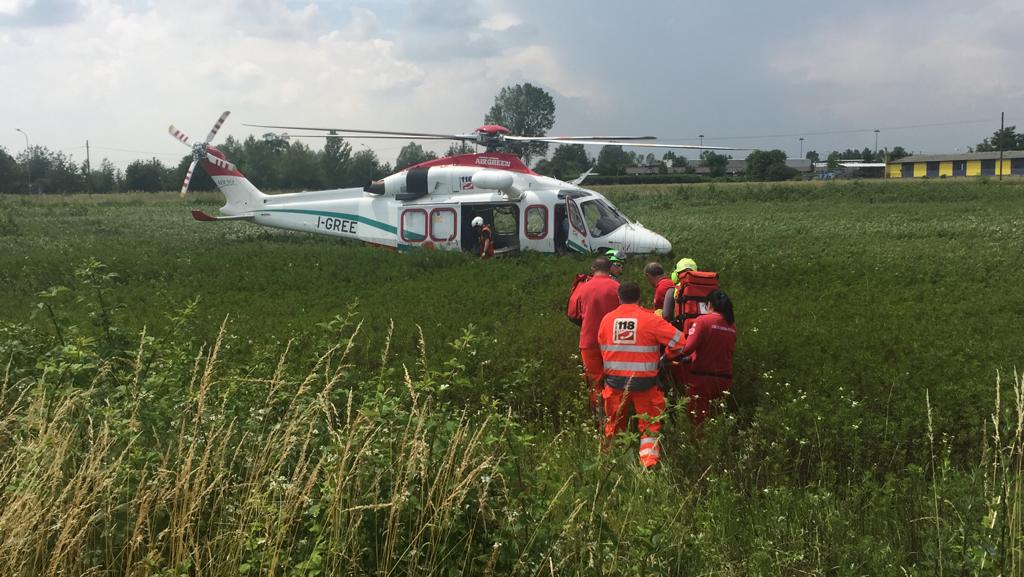 Dramma in tangenziale, morto un motociclista