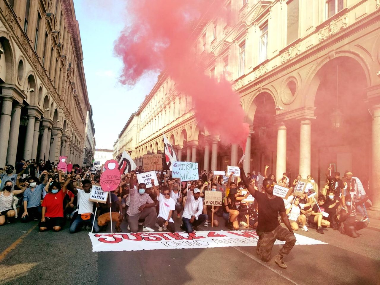 Gli studenti torinesi manifestano per Willy: “Mentalità razzista, xenofoba e machista”