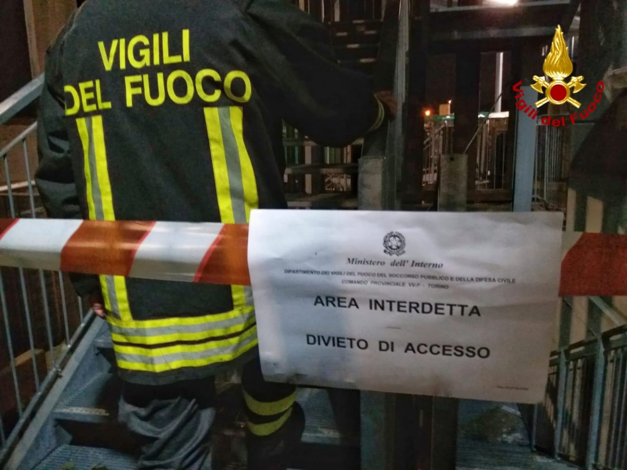 Incendio doloso nell’appartamento di due anziani: salvati nel cuore della notte