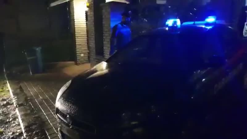 Spara al figlio di 11 anni poi si toglie la vita: IL VIDEO