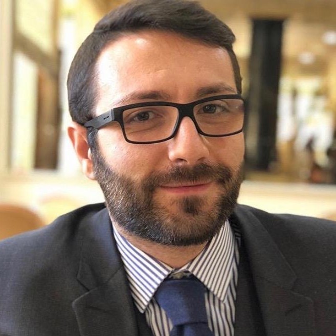 Tampone sbagliato all’assessore: prima negativo poi positivo, allerta in municipio