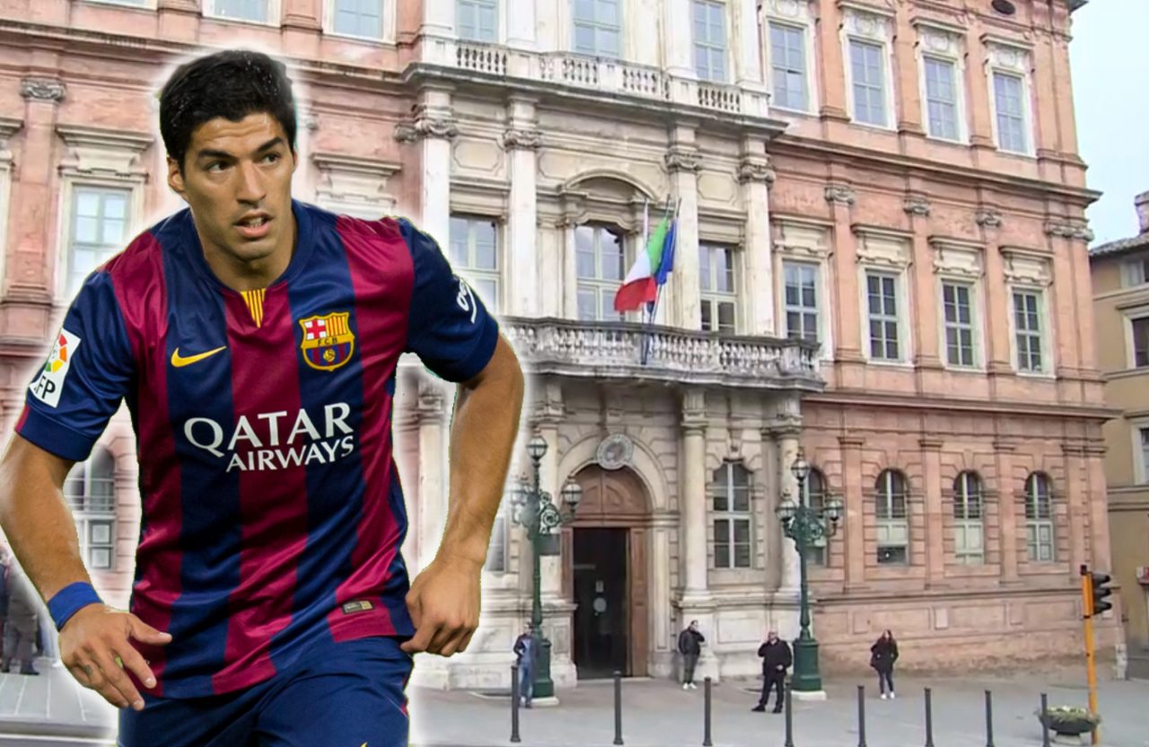 Anche la Federcalcio ha aperto un’indagine sull’esame d’italiano truccato di Suarez