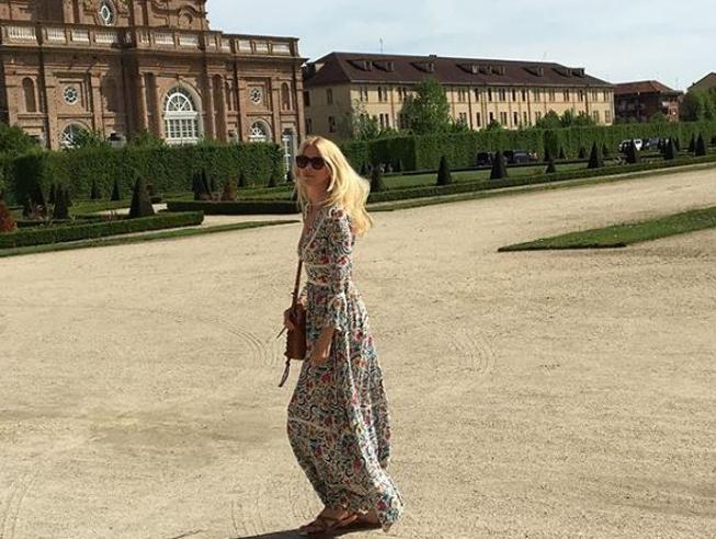 Amarcord di Claudia Schiffer alla Reggia di Venaria: “Location bellissima”