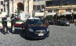 Accoltellato in piazza a Moncalieri: un 33enne fermato per tentato omicidio