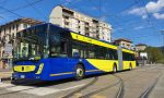 Deraglia un tram a Torino e finisce sulla banchina della fermata: traffico in tilt