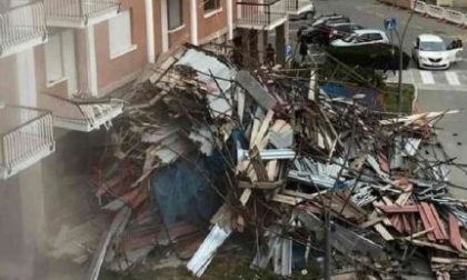 Tragedia sfiorata a Borgaro: crolla ponteggio di un palazzo di sette piani