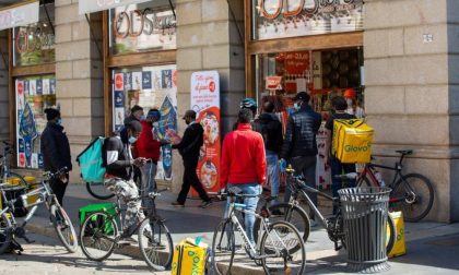 I riders torinesi protestano in strada per rivendicare i diritti che spettano loro