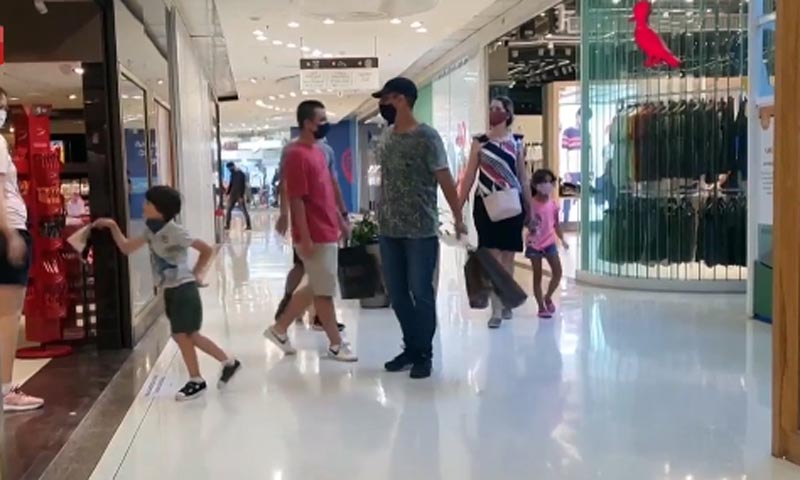 I centri commerciali sulla chiusura nel weekend non ci stanno: “Una mazzata”