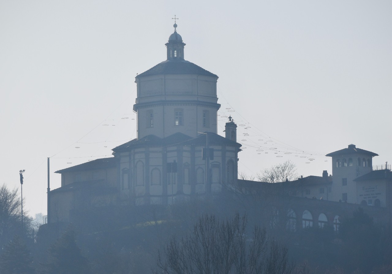 Il Codacons denuncia Torino per la sua aria irrespirabile: è omicidio colposo