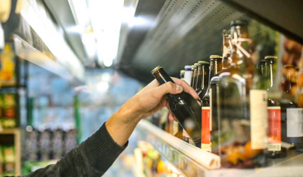 Tre ladri hi-tech in azione all’ipermercato bloccati con le mani nel sacco