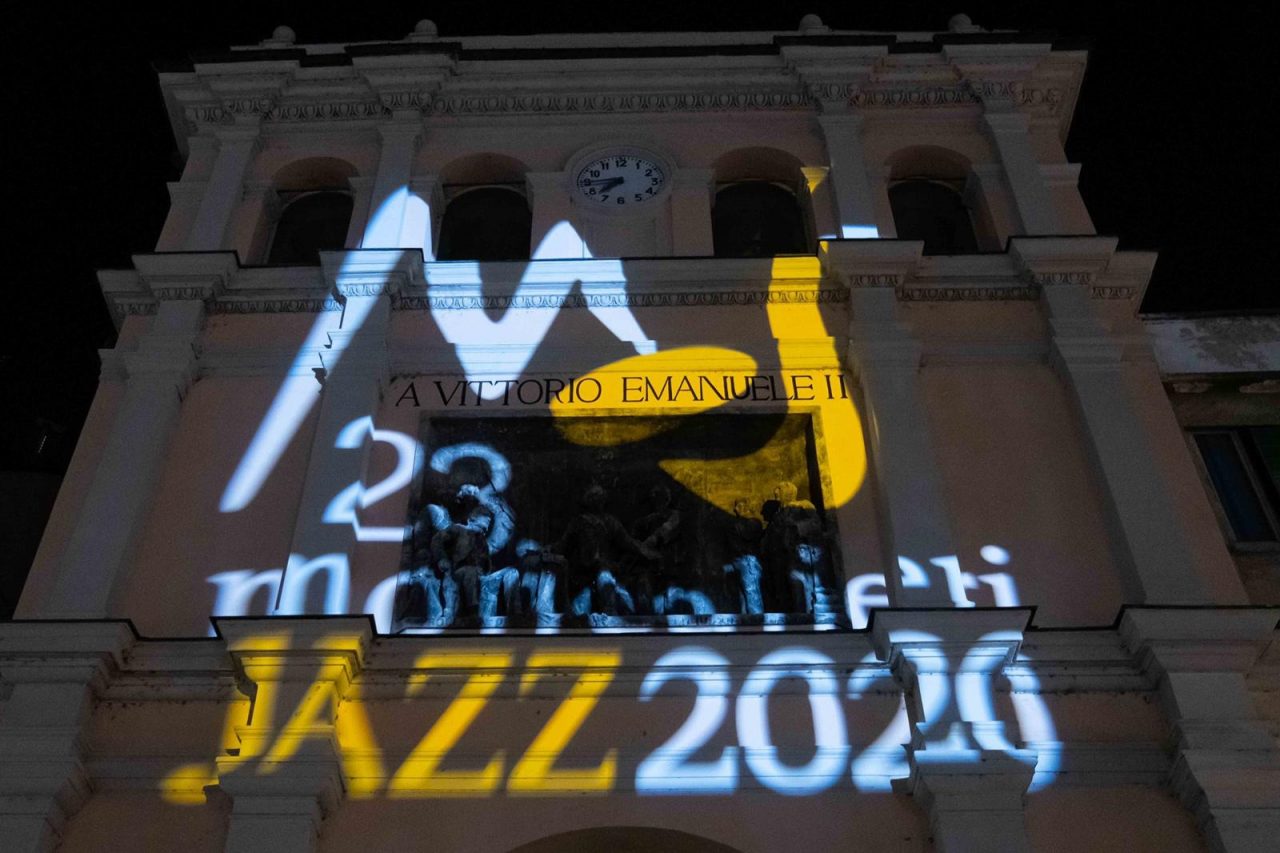 Moncalieri Jazz Festival: 10mila streaming nei primi tre giorni, stasera l’appuntamento “Carosone 100”