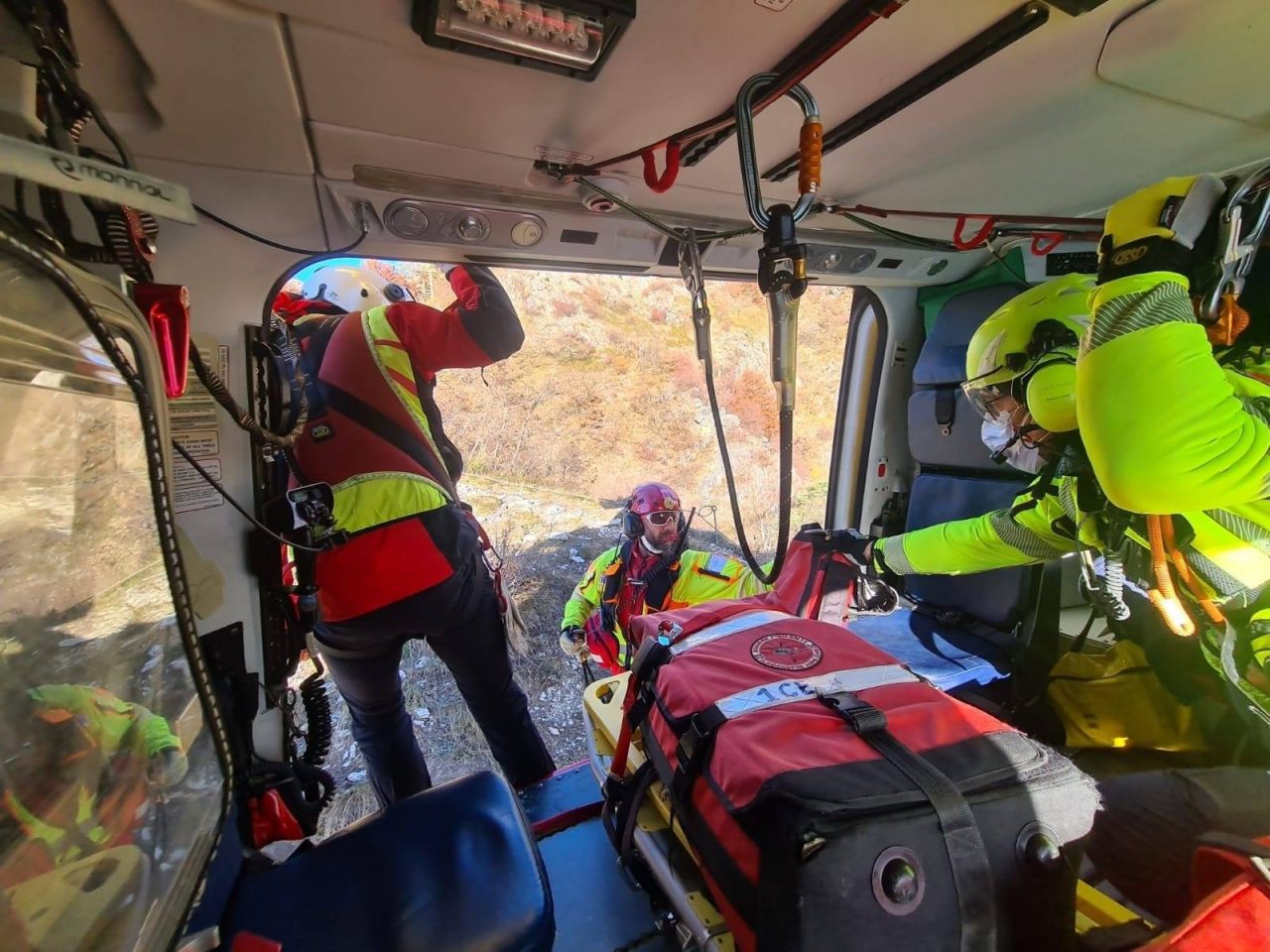 “Siate più prudenti del solito” l’invito del Soccorso Alpino vista la difficile situazione degli ospedali