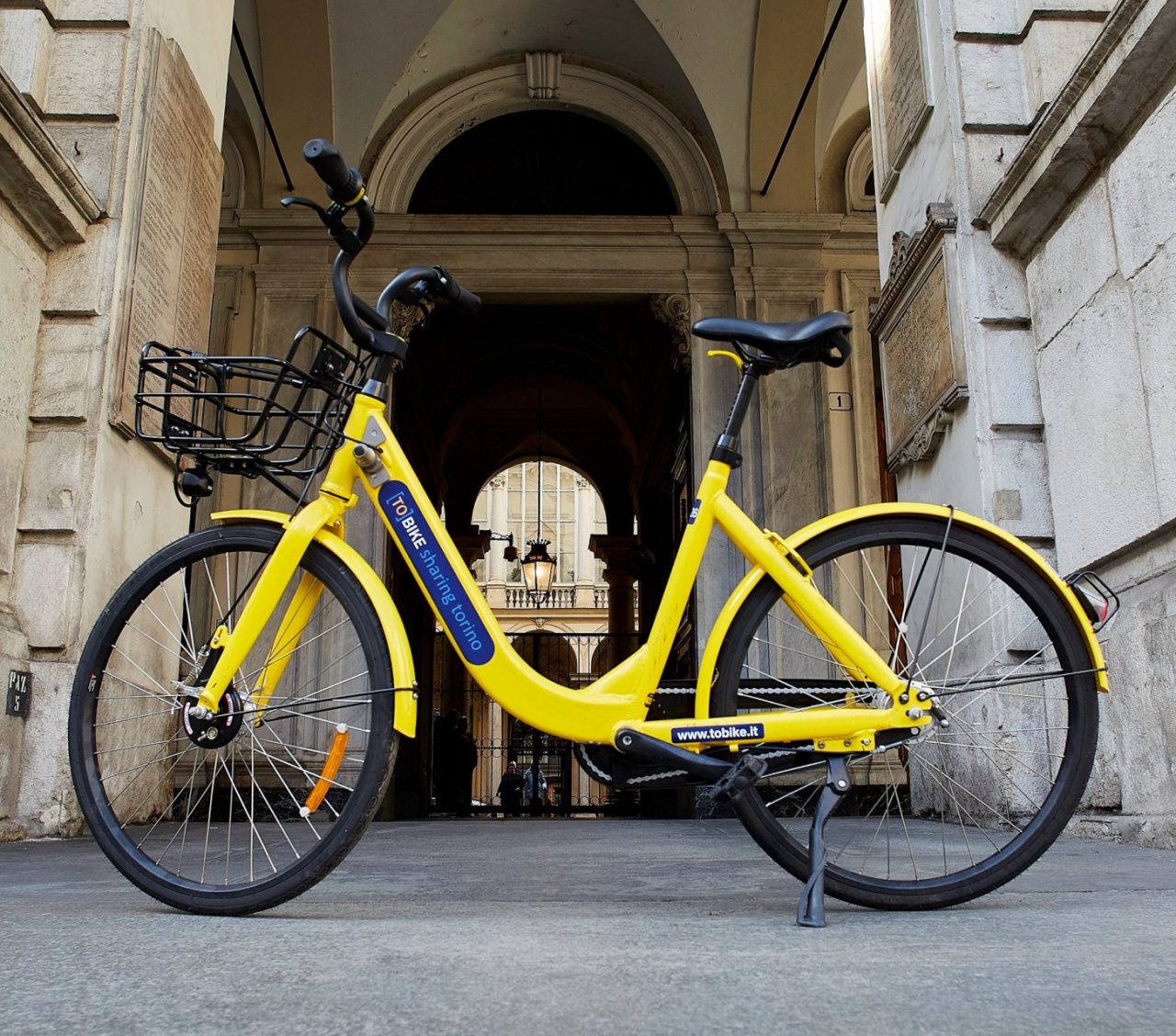 Tobike: che fine hanno fatto le biciclette gialle simbolo della mobilità sostenibile?