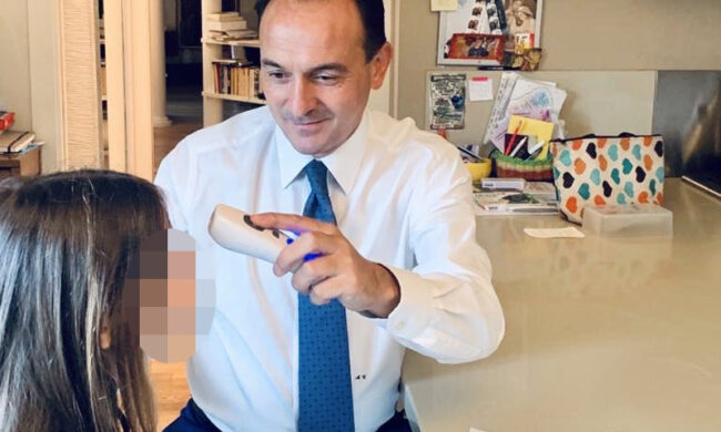 Piemonte arancione da domenica. Cirio: “Seconde e terze medie restano a casa”