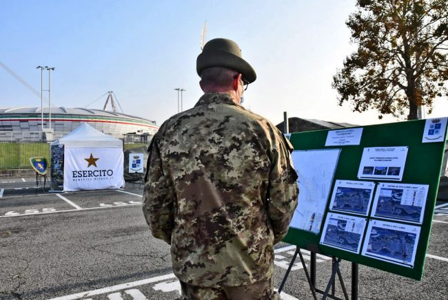 Esercito al lavoro allo Juventus Stadium per un nuovo hotspot tamponi