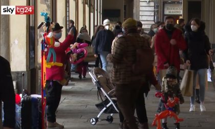 Folla per lo shopping, Codacons denuncia Comune di Torino: "Concorso in epidemia colposa"