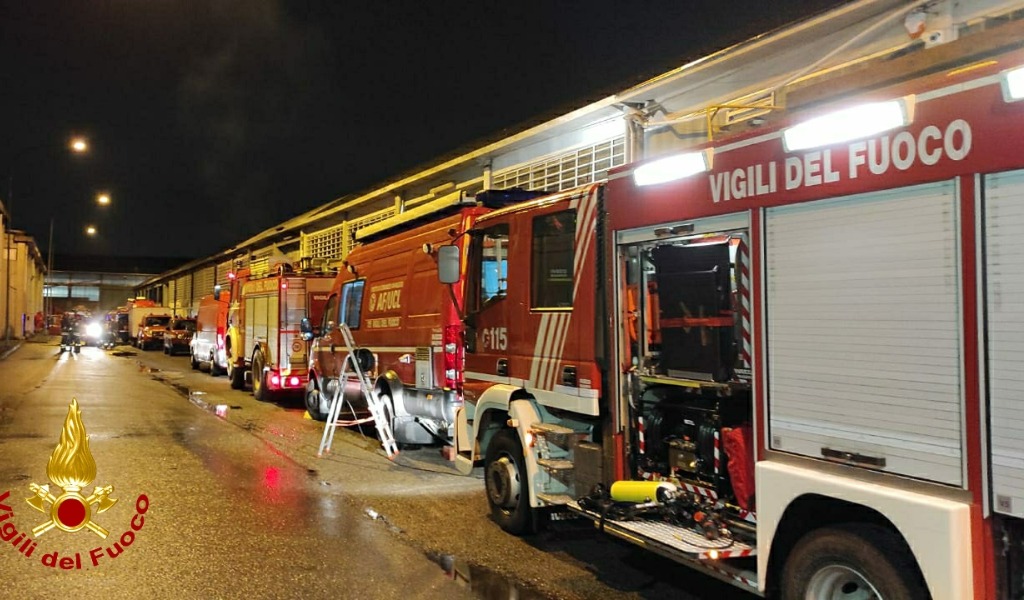 Brucia “La Tripa ‘d Muncalé”: Vigili del fuoco spengono un incendio nella storica fabbrica di trippa a Moncalieri