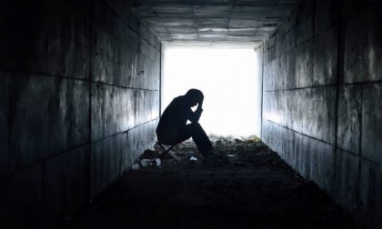 Allarme suicidi e autolesionismo: adolescenti a rischio