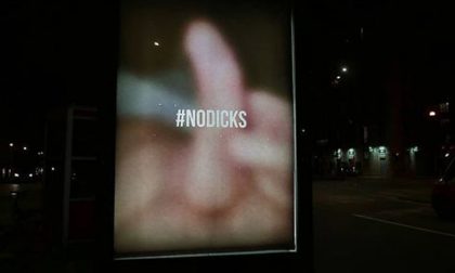 Il Bansky torinese e i falli sui manifesti per difendere le donne vittime di revenge porn