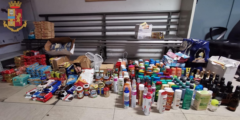 Furto di Capodanno: presi con 4.000 euro di bottino