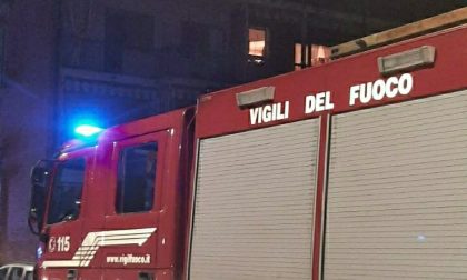 Domenica di paura: incendio in una villetta a Carignano