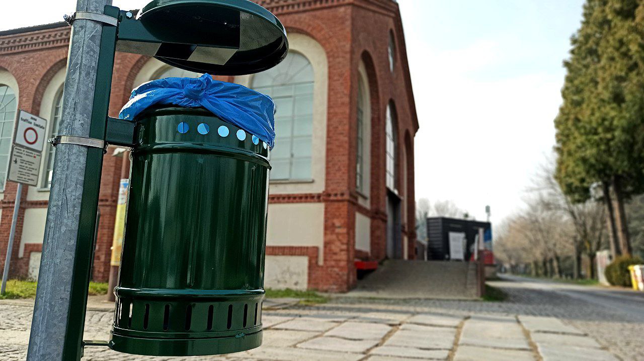 A Collegno 150 nuovi cestini contro l’abbandono dei piccoli rifiuti