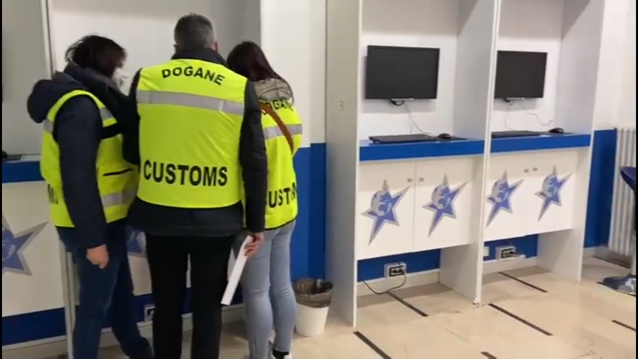 Controlli nelle sale scommesse: 30.000 euro di multa