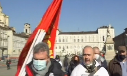 Sciopero con corteo dei lavoratori Embraco: "Draghi aiutaci!"