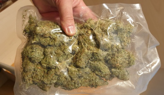 Droga: “maria-party” in via Nizza, arriva la Polizia