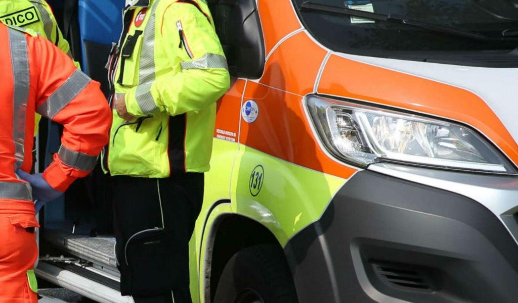 Pedone investito in piazza Stampalia, portato in ospedale in gravi condizioni