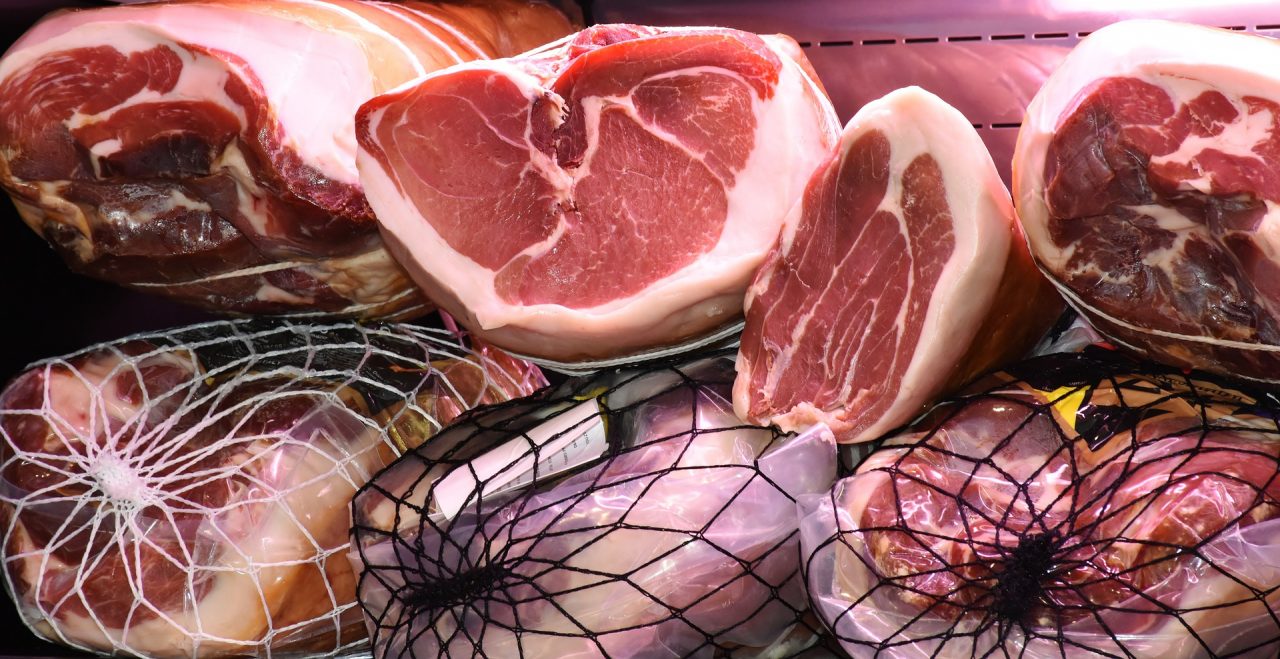 Ladro di prosciutto torna sul luogo del delitto e viene arrestato