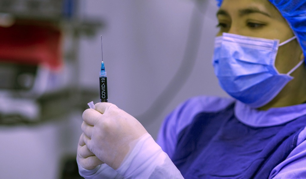 Vaccini Covid: dal 21 febbraio le somministrazioni agli over 80, come funzionerà