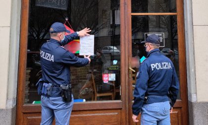 Norme anti Covid non rispettate: sanzionata titolare di un bar e pizzeria chiusa