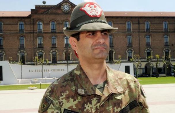 Lunedì arriva Figliuolo, Cirio spinge per la terza dose