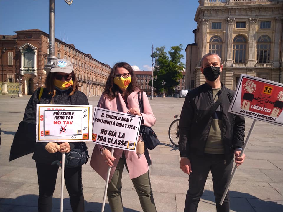 “No al vincolo quinquennale”: la rabbia degli insegnanti