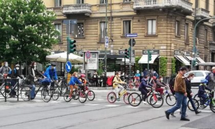Tutti in sella alla bici per andare a scuola: è il Bike to school