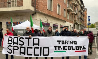 Torino Tricolore e commercianti contro lo spaccio LE FOTO