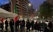 "Basta degrado nei quartieri": il presidio di Torino Tricolore ai giardini Salvador Luria