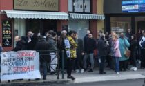 Disobbedienza civile Spritz in un bar aperto nonostante il divieto