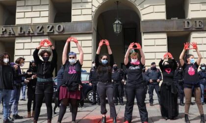 Femministe e anti-abortisti: lotta continua fra chi tifa per l'aborto e chi difende la vita