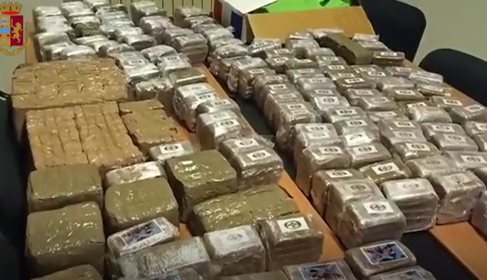 Un quintale di hashish: colpo grosso del Commissariato Madonna di Campagna