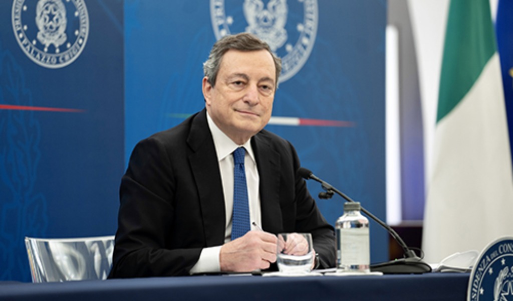 Domani (sabato 22 maggio 2021) la riapertura dei negozi nei centri commerciali. Lunedì il via alle palestre