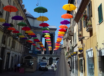 Stop alle feste di via, persa un’opportunità di promozione per il commercio di vicinato