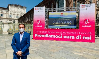 L'hub vaccinale del Valentino parte il 31 maggio con gli over 60 e in piazza Castello spunta "il contatore di vaccini"